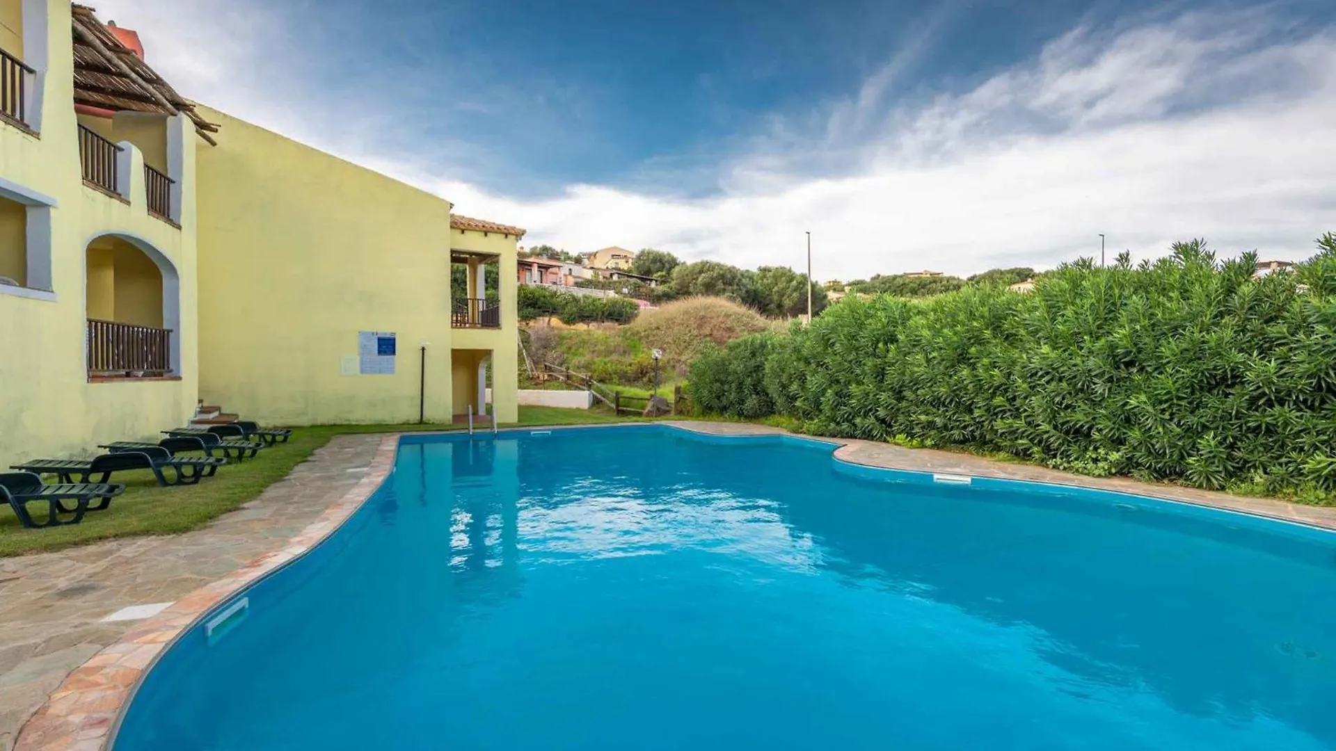 House And Apt. In Sassari 30366 Stintino